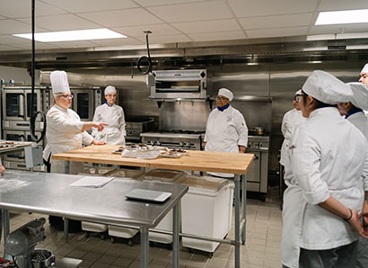 Students in kitchen classroom, Grayslake Campus