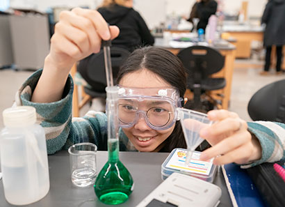 Chemistry lab at Southlake Campus