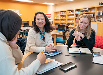 Students in library, Southlake Campus